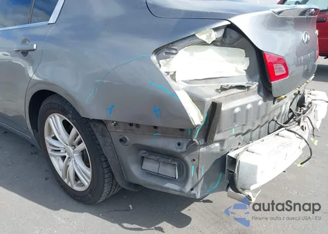 2010 Infiniti G37 Journey z USA, uszkodzony, nr VIN JN1CV6AP7AM402267